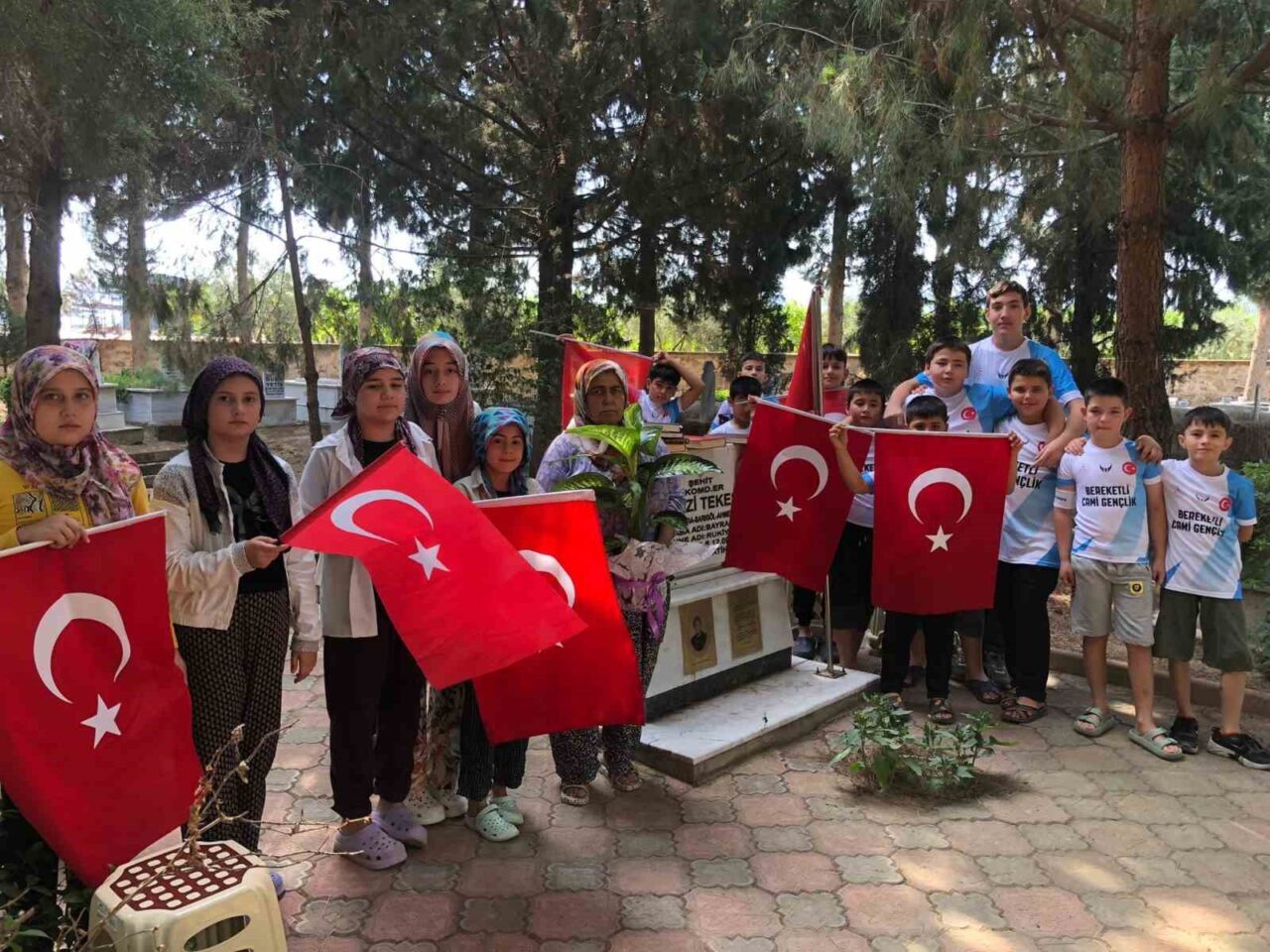 Manisa’nın Sarıgöl ilçesi Bereketli Camisi yaz Kur’an kursu öğrencileri, cami
