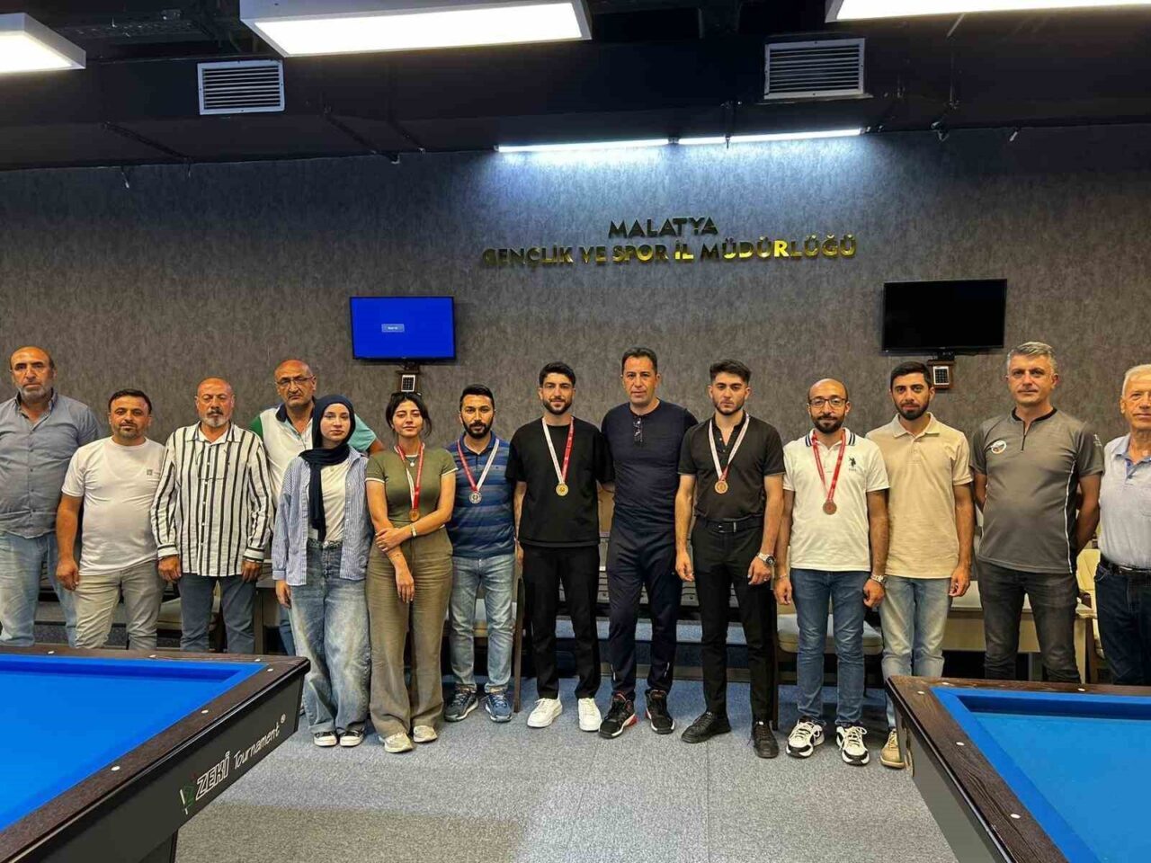 Malatya’da düzenlenen ve çevre illerden 26 sporcunun katılımıyla gerçekleşen Pool
