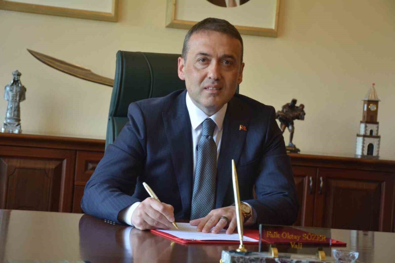 Bilecik Valisi Faik Oktay Sözer, önümüzdeki günlerde hava sıcaklıklarının 40