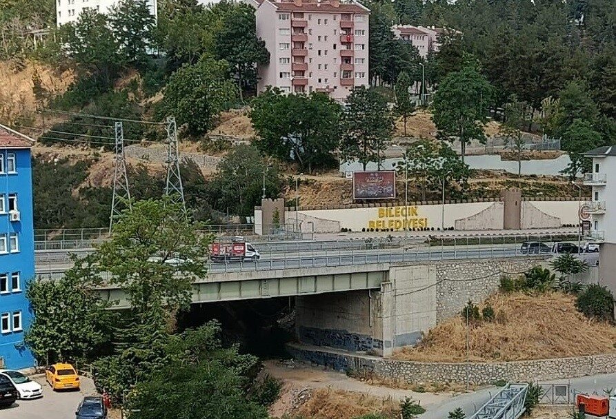 AK Parti Bilecik Milletvekili Halil Eldemir, Hamsu Köprüsü’nün gelecek hafta