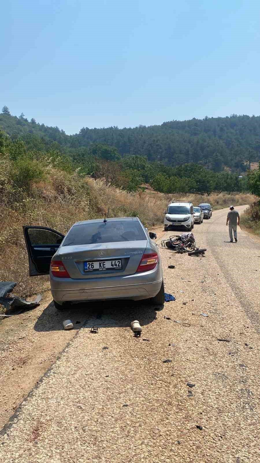 Bilecik’te plakasız motosiklet ile otomobilin çarpışması sonucunda meydana gelen trafik