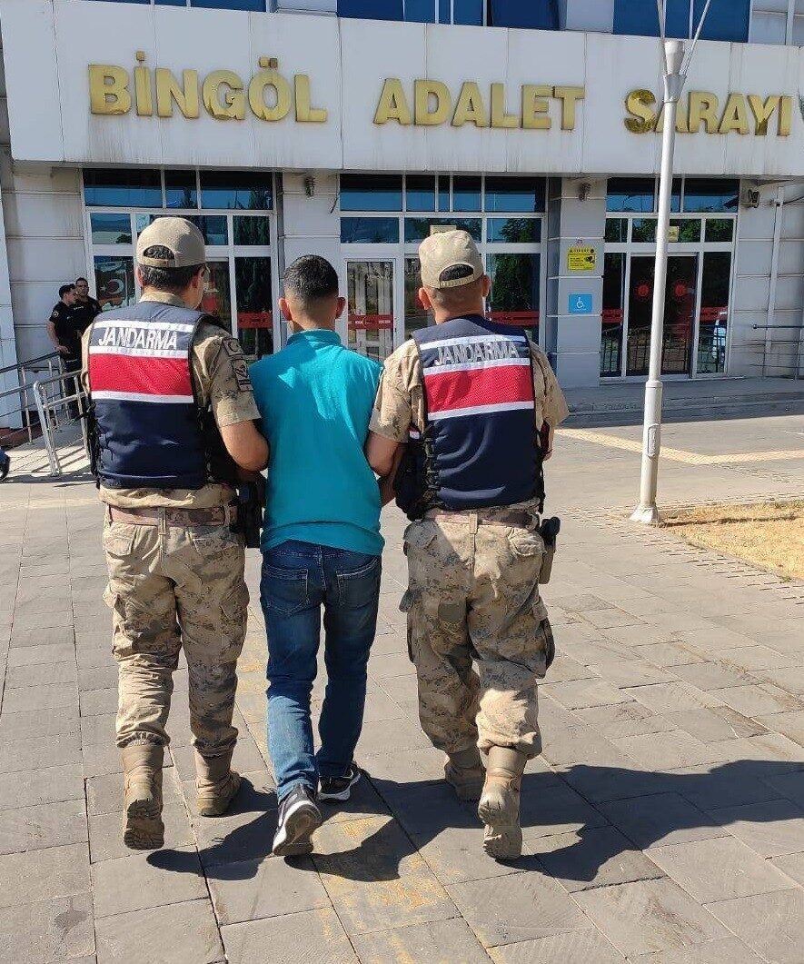 Bingöl’de hakkında 8 yıl 4 ay kesinleşmiş hapis cezası bulunan