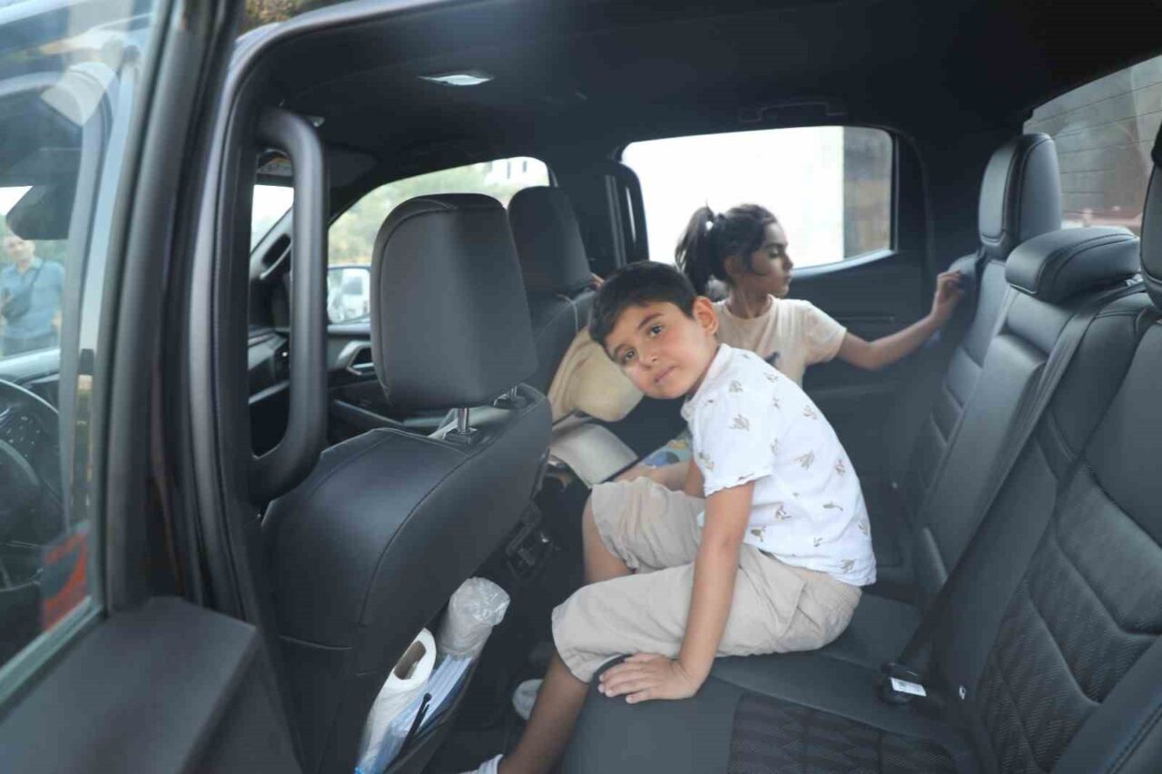 Muğla Büyükşehir Belediyesi, 6 yaşındaki otizmli birey Görkem Uğur Yücel’in