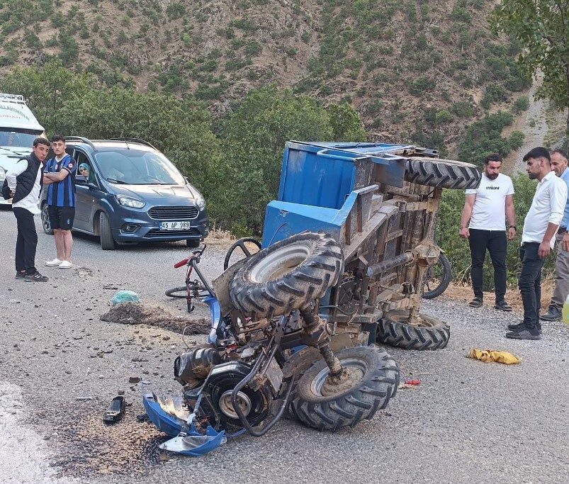 Bitlis’in Hizan ilçesinde “patpat” olarak bilinen tarım aracının devrilmesi sonucu