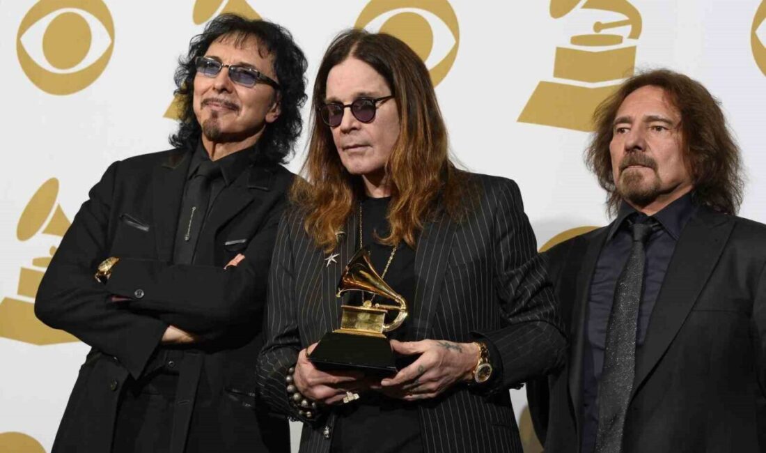İngiliz rock grubu Black Sabbath’ın solisti Ozzy Osbourne 76 yaşında