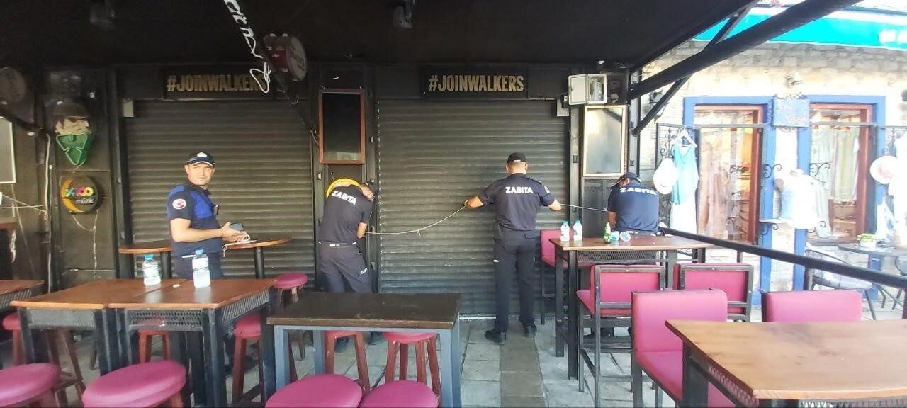 Muğla’nın Bodrum ilçesinde hanutçuluk yaparak turistleri rahatsız ettikleri belirlenen 4