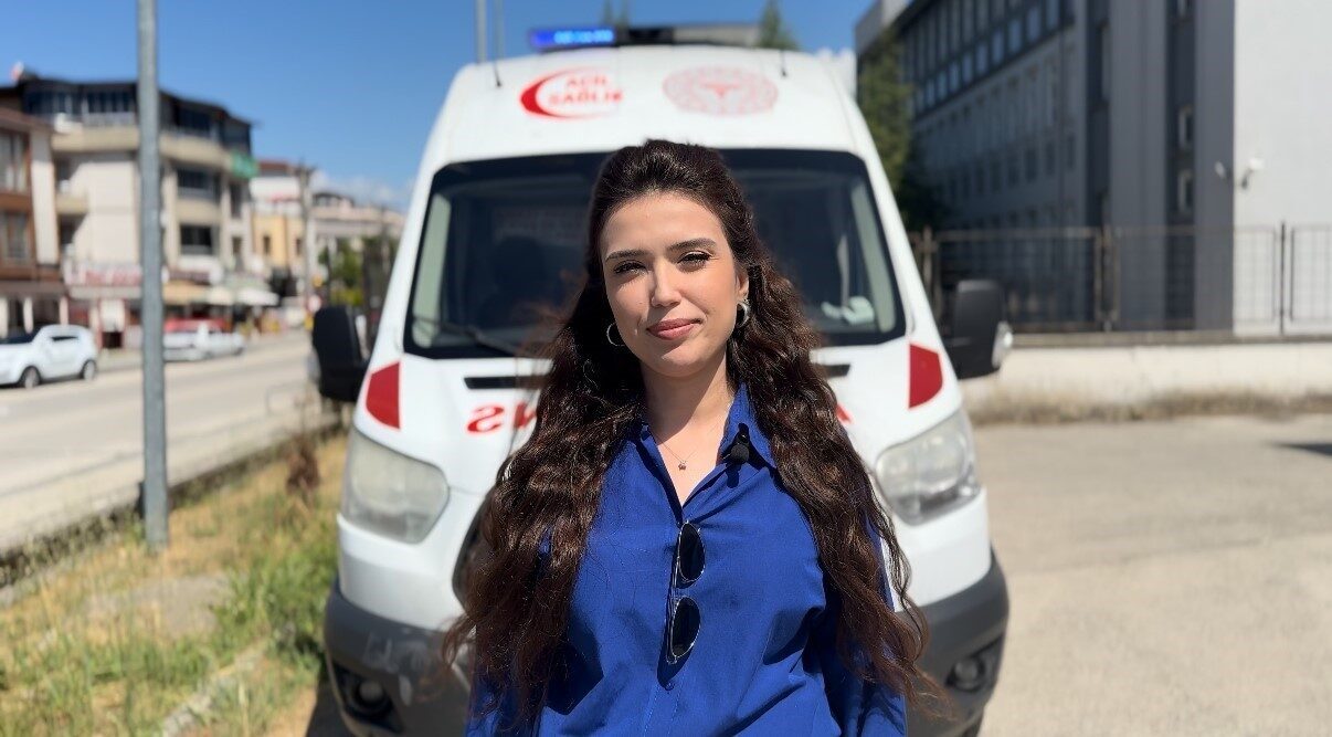 Karadeniz’e kıyısı olan Düzce’de boğulma vakalarına hızla müdahale eden ambulans