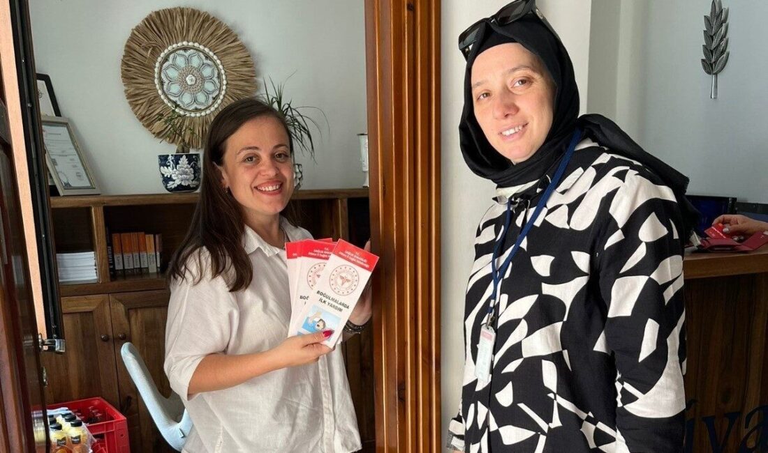 DÜZCE(İHA) – Akçakoca ilçe sağlık müdürlüğü ekipleri tarafından boğulmalarda ilkyardım