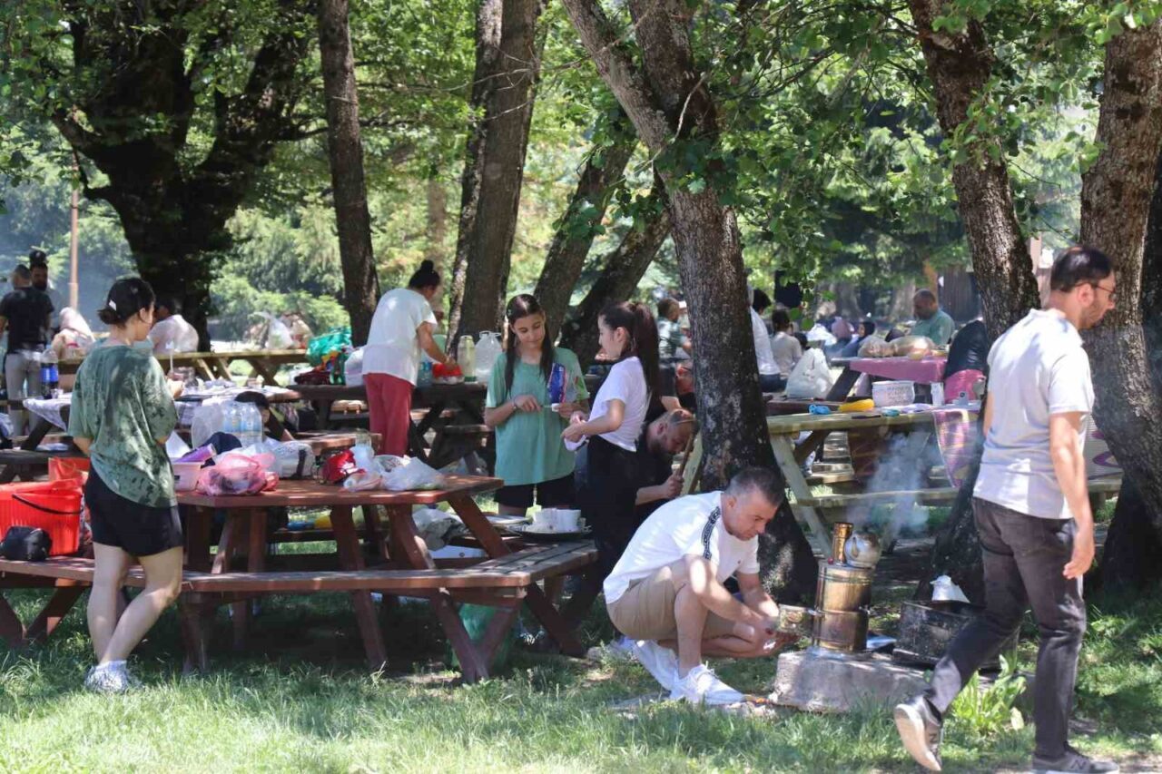 Bolu Valiliği, orman yangınları riskine karşı il genelinde kontrollü piknik