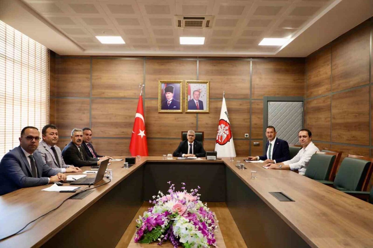 Niğde Bor Organize Sanayi Bölgesi (OSB) ile ilgili değerlendirme toplantısı,
