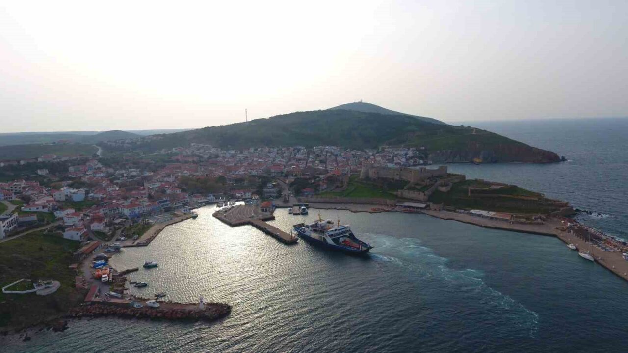 Çanakkale’nin Kuzey Ege Denizi’ndeki turizm merkezi Bozcaada ilçesi, 15 Temmuz