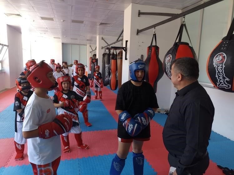 Bilecik Gençlik ve Spor İl Müdürü Ramazan Demir, Bozüyük’te antrenman