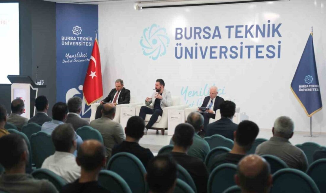 Bursa Teknik Üniversitesinde (BTÜ) düzenlenen “15 Temmuz’un Sosyo-Politik Anatomisi” başlıklı