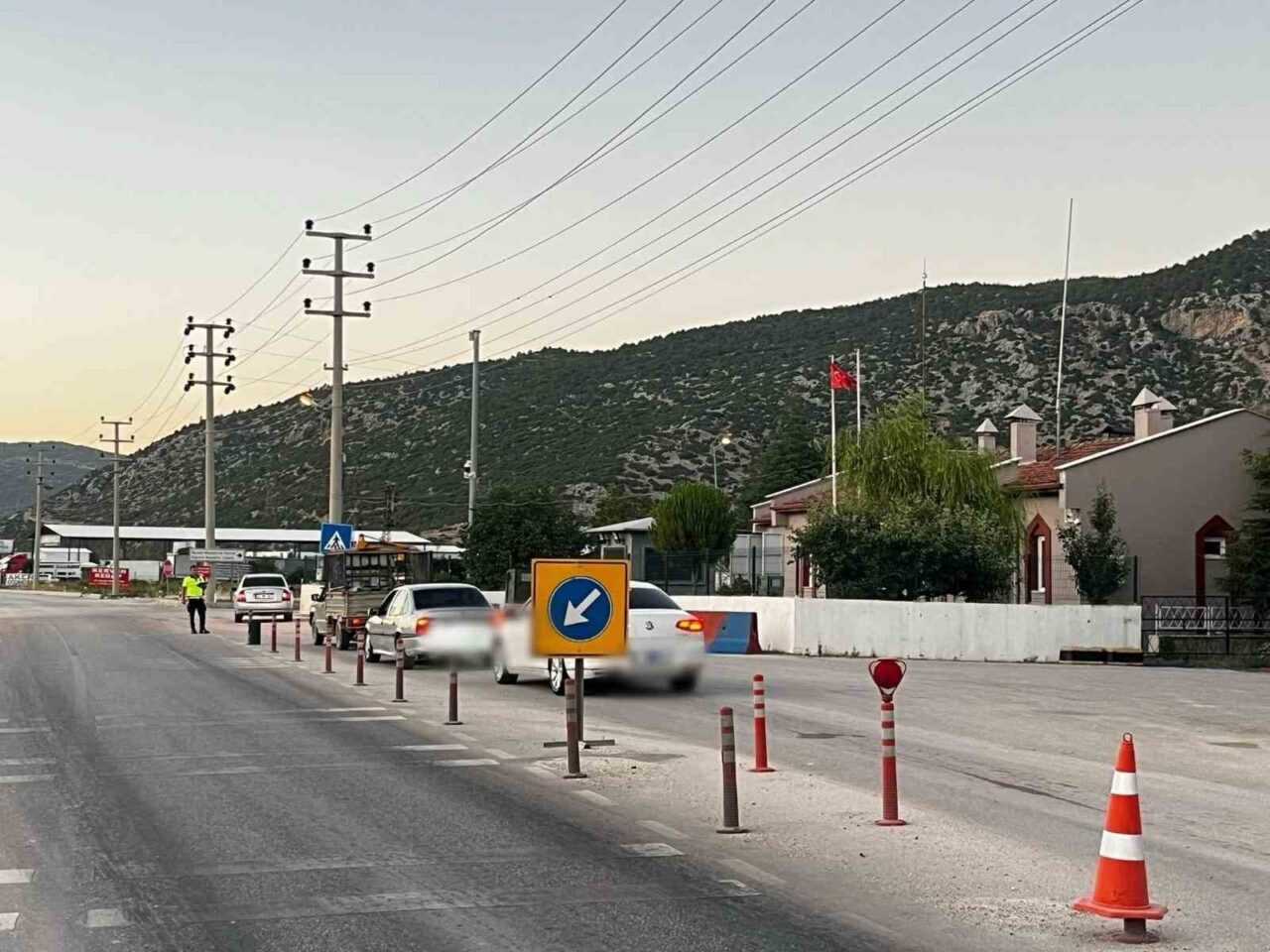 Burdur il genelinde tarifesiz yolcu taşımacılığına yönelik denetimlerde 15 araç