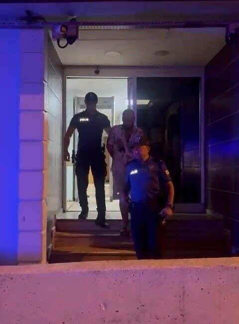 Bursa’nın Osmangazi ilçesinde hakkında çeşitli suçlardan toplam 34 yıl 3