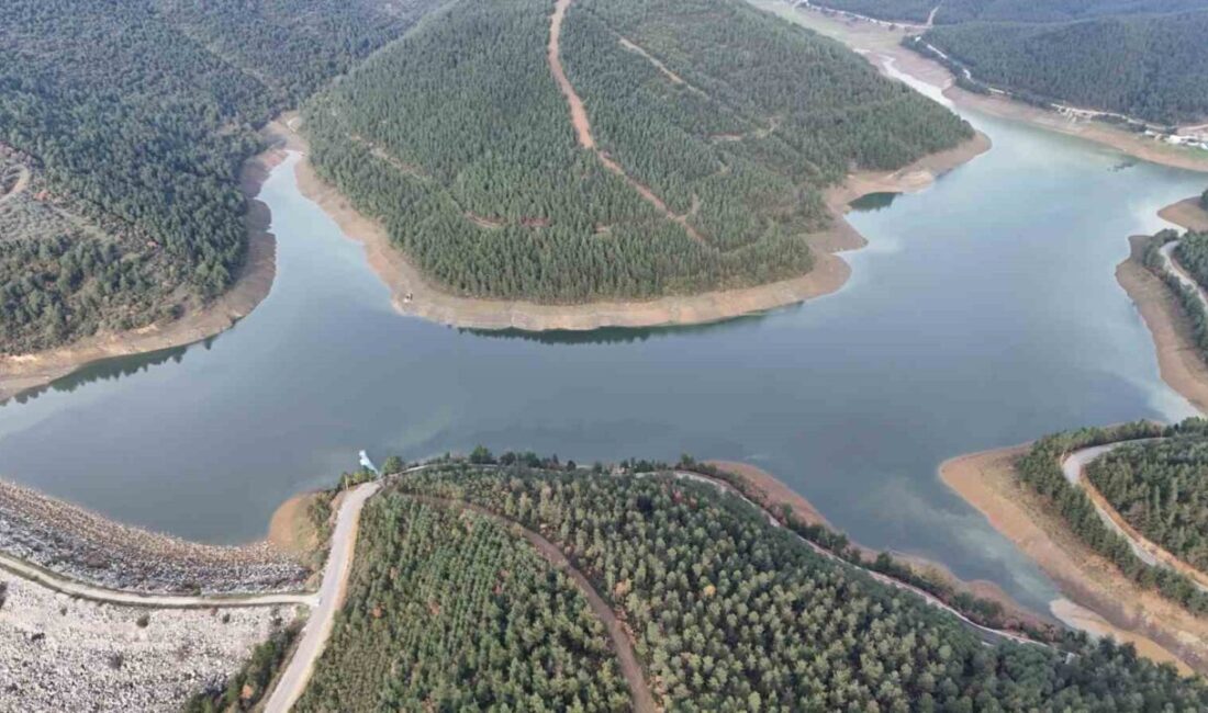 Bursa’da barajlar S.O.S. veriyor. Büyükşehir Belediye Başkanı Mustafa Bozbey, iki