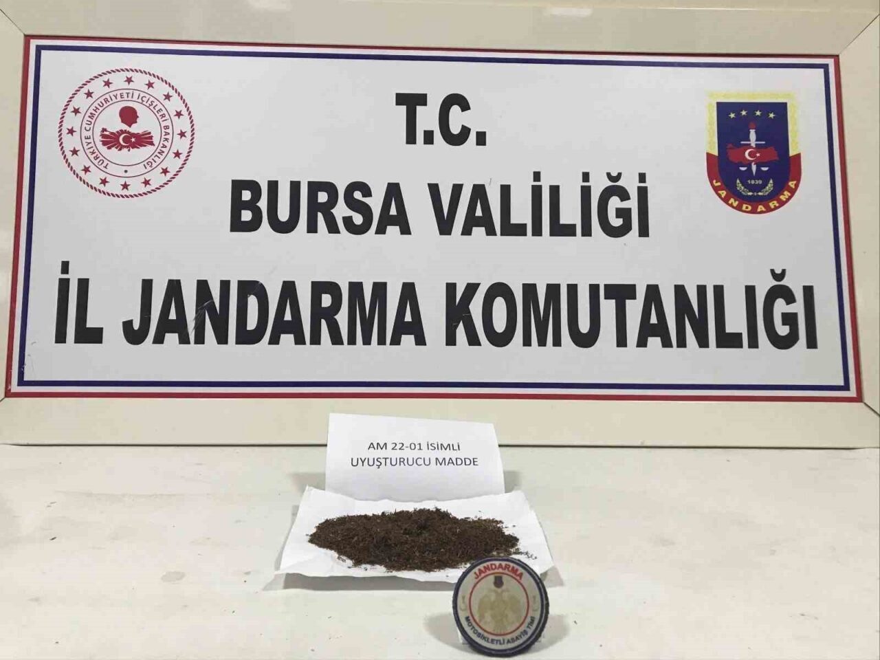 Bursa’nın İnegöl ilçesinde jandarma ekipleri, gerçekleştirdikleri devriye sırasında şüphelendikleri bir