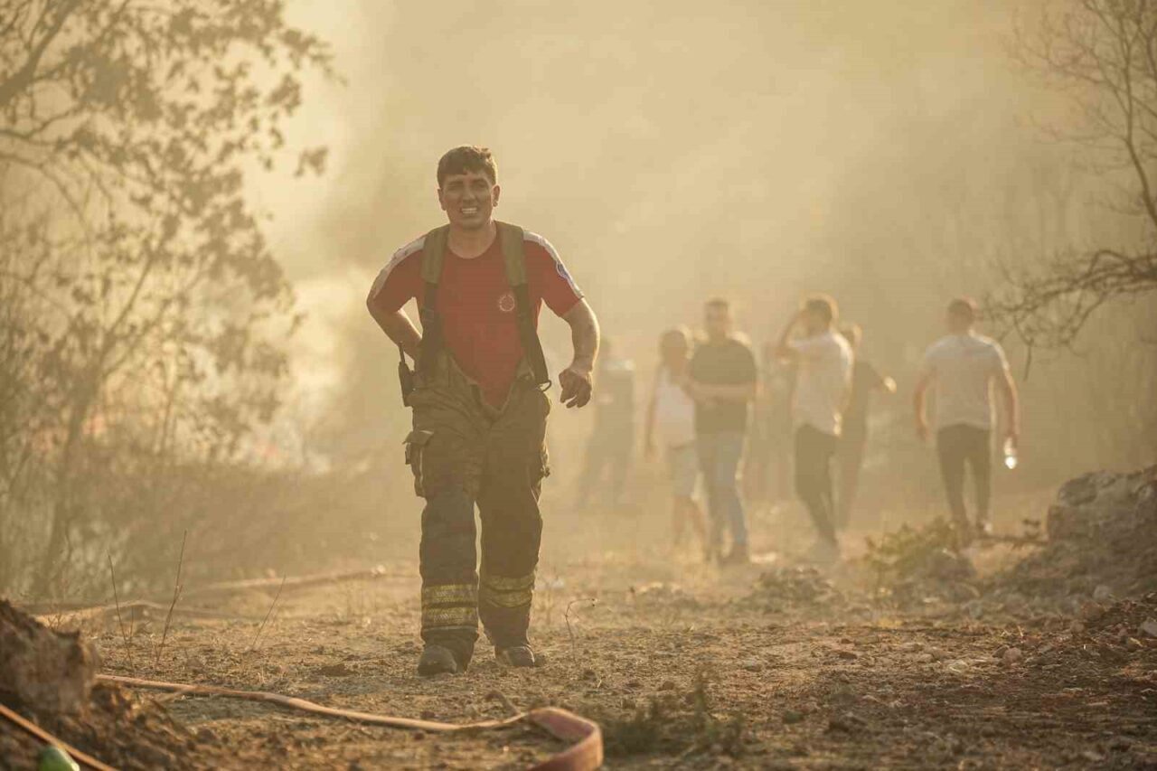 Bursa’nın Nilüfer ilçesine bağlı Kayapa, Güngören ve Maksempınar Mahalleri arasında