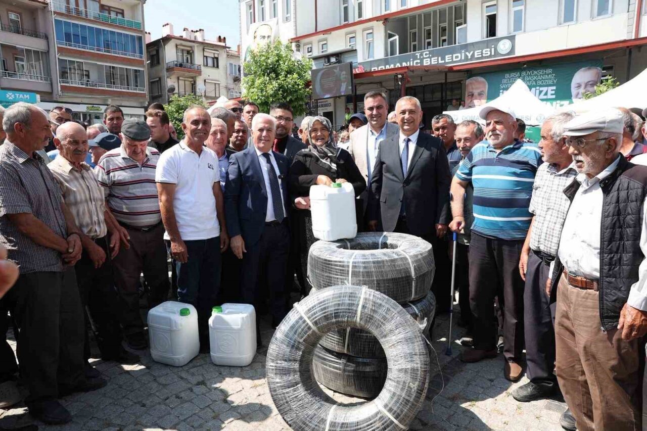 Bursa’da çiftçilere her alanda destek sağlayan Büyükşehir Belediyesi, Kütahya’nın Domaniç