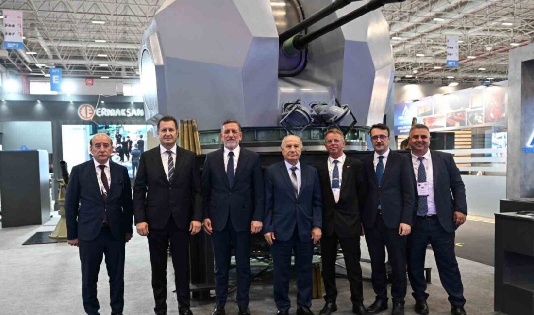 Dünyanın en büyük savunma sanayi fuarlarından birisi olan Uluslararası Savunma