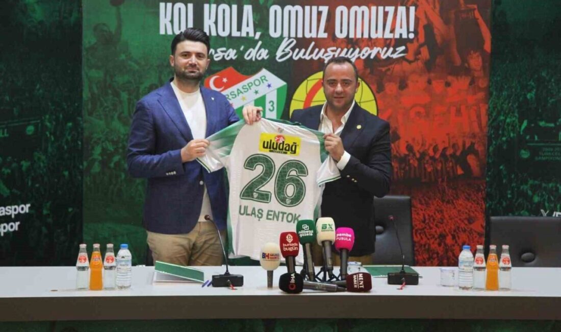 Bursaspor Başkanı Enes Çelik ve Eskişehirspor Başkanı Ulaş Entok, 16