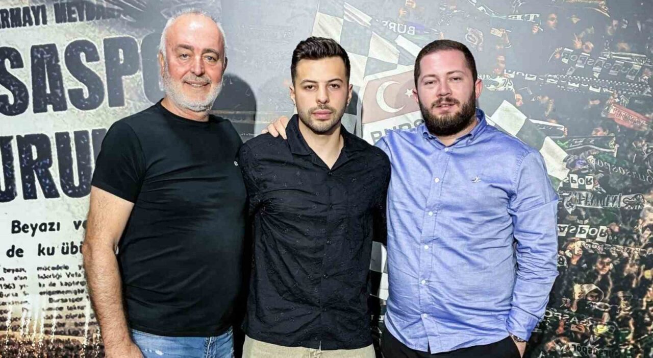 Bursaspor’da geçtiğimiz sezon şampiyonluk yaşamış Taha Can Velioğlu ve Bora