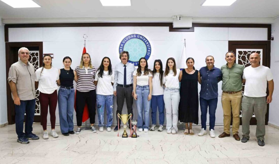 Bursa Uludağ Üniversitesi (BUÜ) Kadın Plaj Hentbolu Takımı, Muğla’nın Köyceğiz