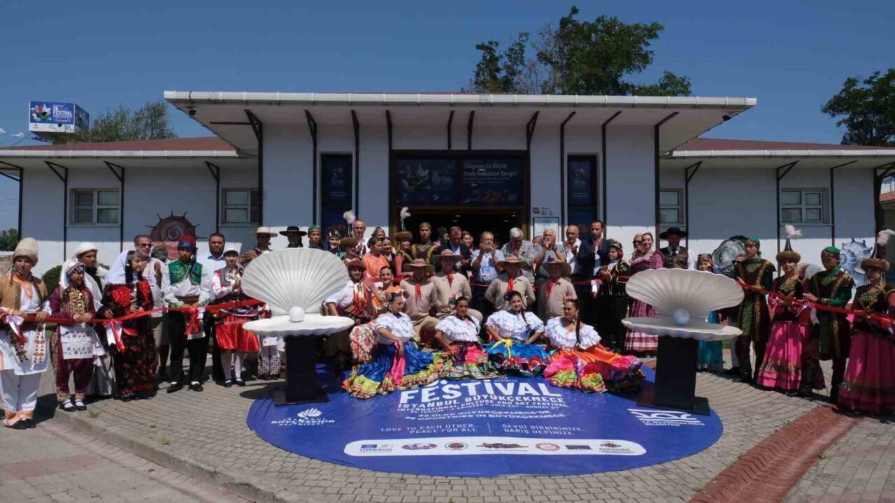 El emeği göz nuru eserlerin yer aldığı sergiler ve atölye