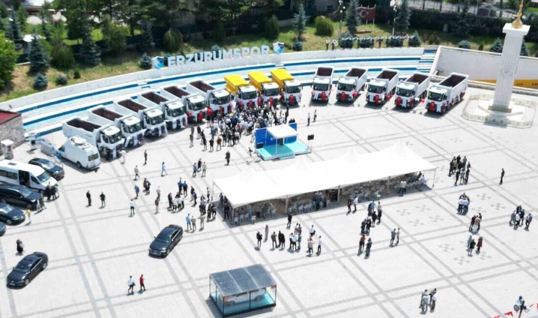 Erzurum Büyükşehir Belediyesi, 19. Araç Filosu’nu düzenlediği törenle tanıttı. Kırsal