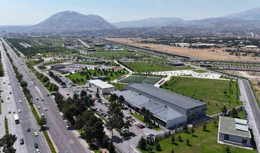 Kayseri Büyükşehir Belediyesi, havuzlarında kullandığı ultraviyole sterilizasyon sisteminin yanı sıra