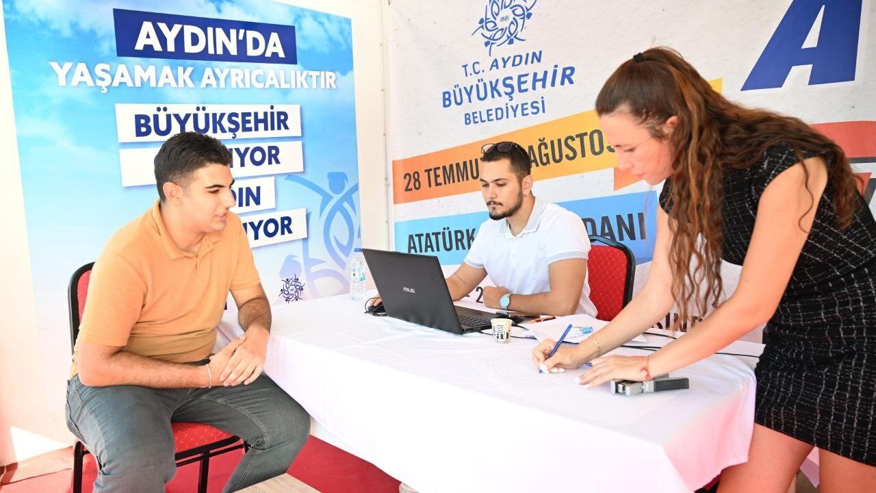 Her yıl olduğu gibi bu yıl da gençlere rehberlik etmek