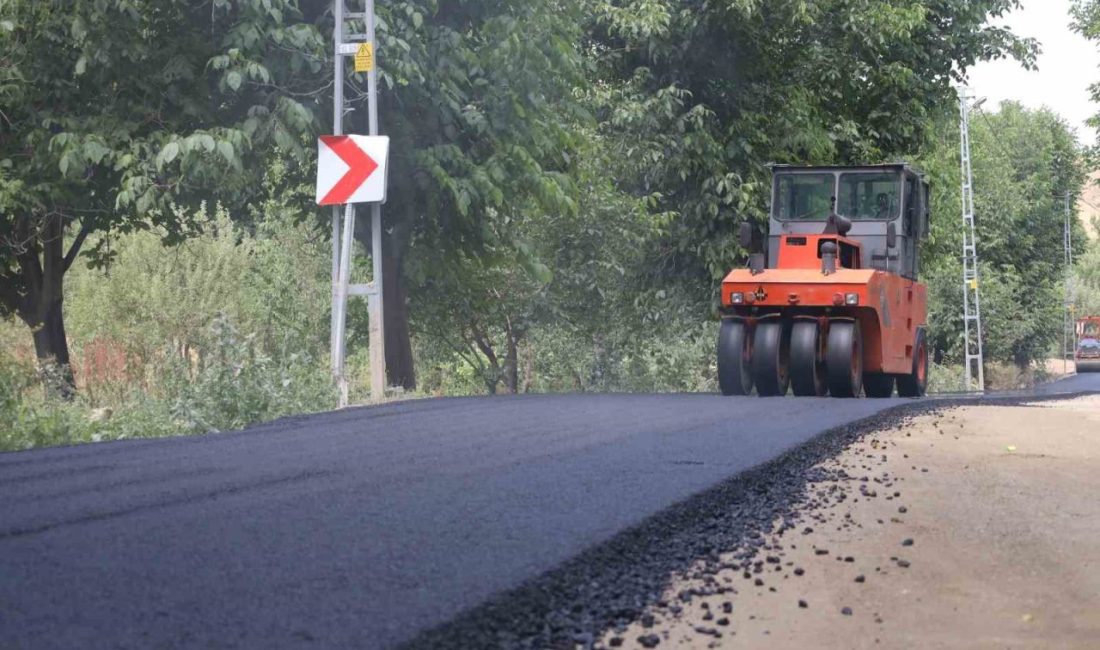Yahyalı Belediyesi, alt yapı yatırımları tamamlanan mahallelerde üst yapı çalışmalarını