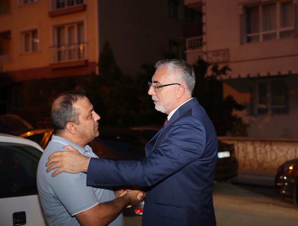 Çalışma ve Sosyal Güvenlik Bakanı Vedat Işıkhan, 15 Temmuz darbe