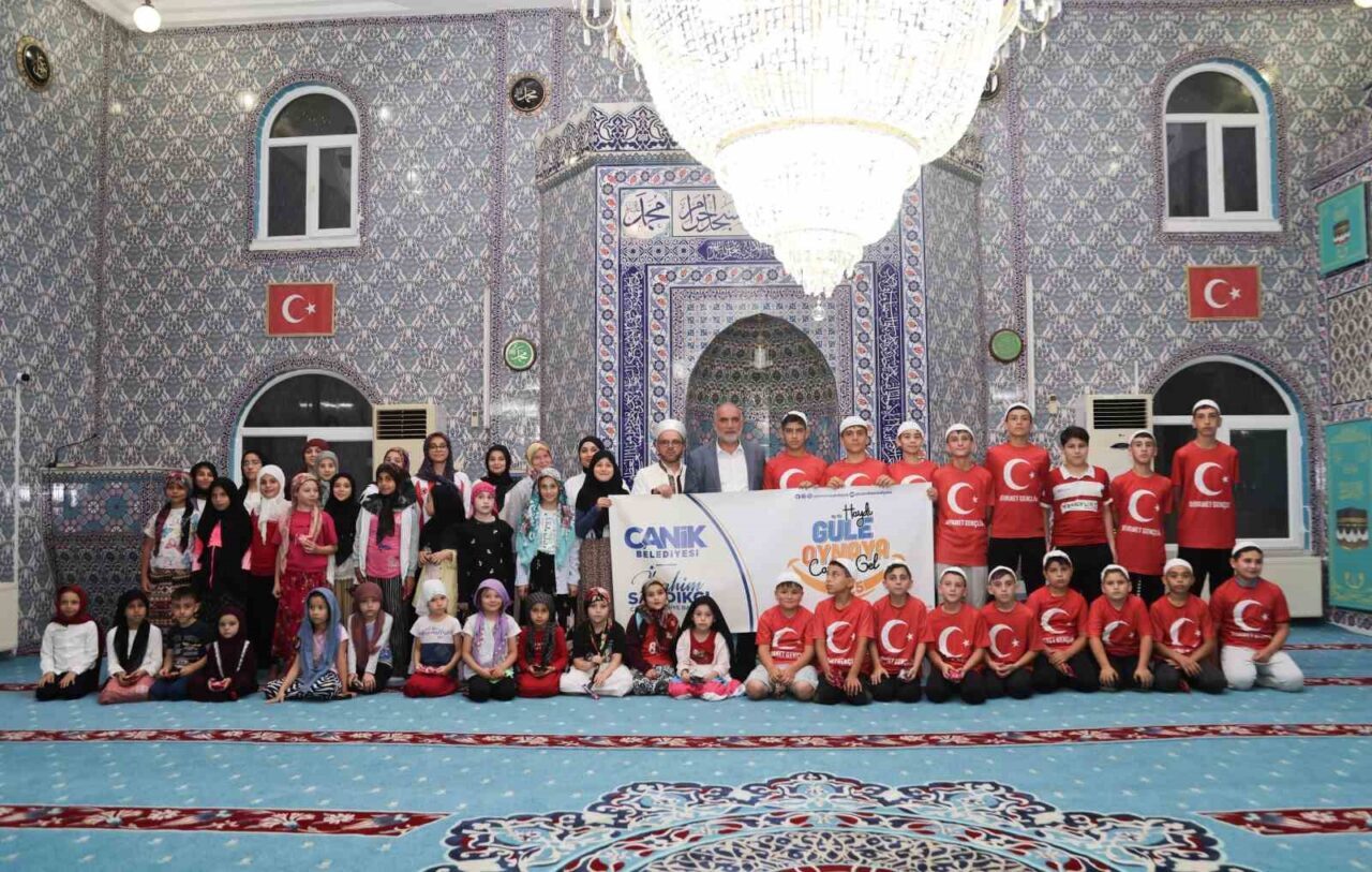 Samsun’un Canik ilçesinde geleneksel hale gelen “Haydi Güle Oynaya Camiye