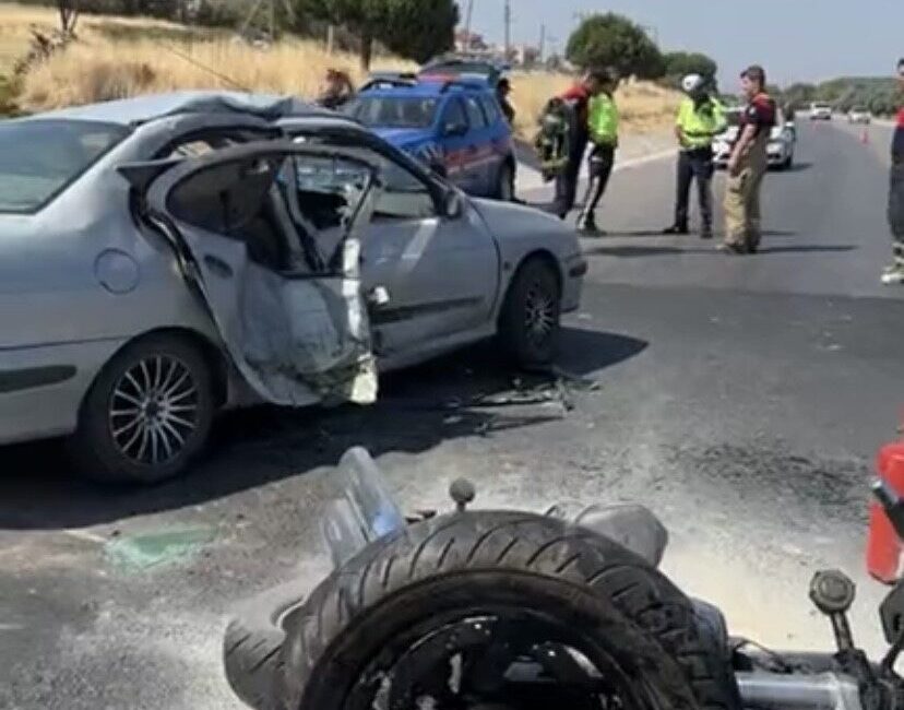 Çanakkale’de otomobil ile motosikletin çarpışması sonucu meydana gelen trafik kazasında