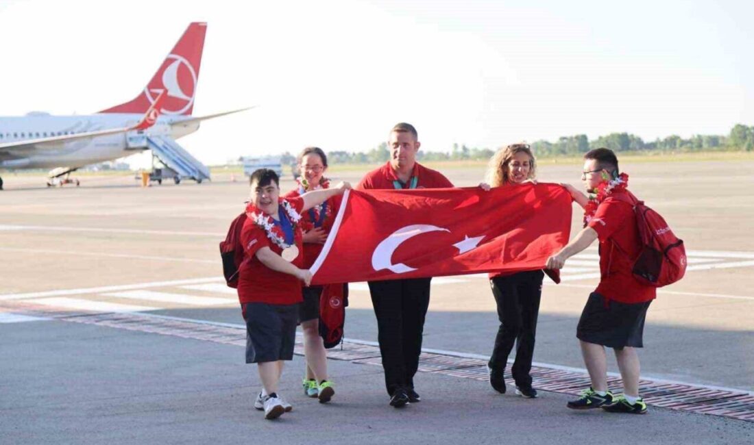 Samsun’un Canik ilçesinden milli takıma seçilen özel sporcular, Çekya’da düzenlenen