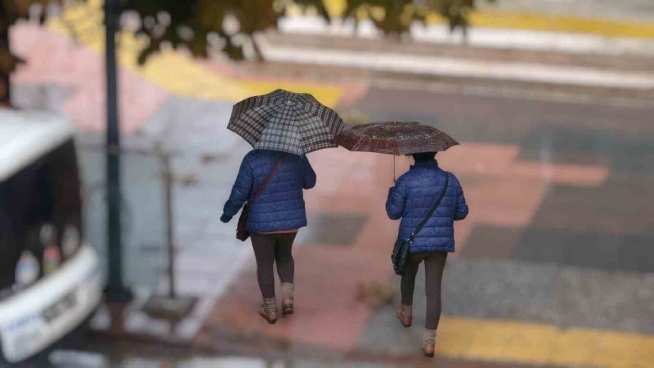 Çankırı’da beklenen gök gürültülü sağanak sebebiyle vatandaşların ani sel, su