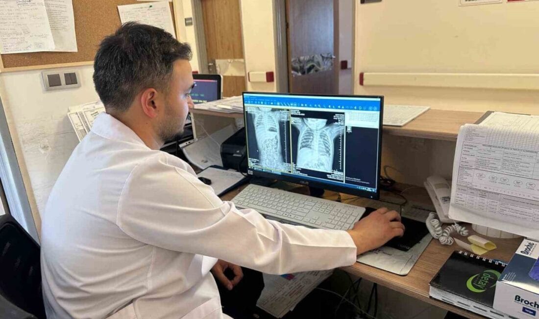 Batman’da 15 aylık bir bebek, evde oynarken çekirdek kabuklarını yutması