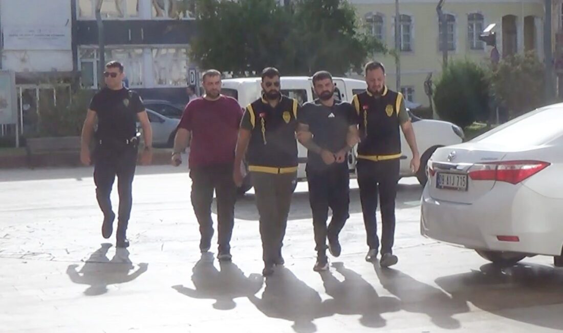 Aydın’ın Efeler ilçesinde bir kişiyi bıçakla yaralayarak kaçan cezaevi firarisi,