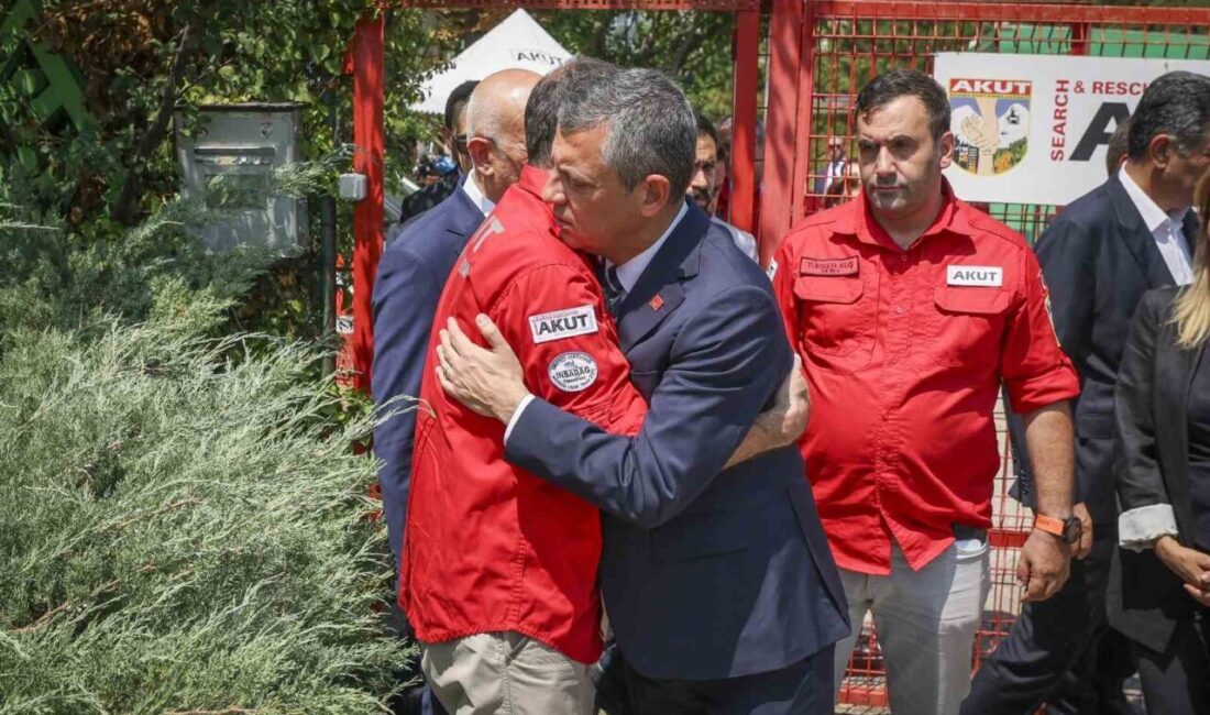 Cumhuriyet Halk Partisi (CHP) Genel Başkanı Özgür Özel, şehit Arama