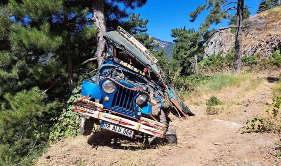 Aydın’ın Efeler ilçesi Terziler Mahallesi’nde sabah saatlerinde şarampole uçan cipteki