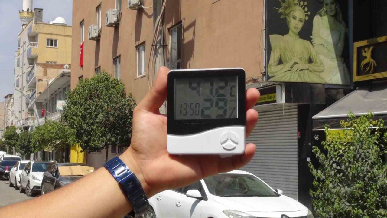 Şırnak’ın Cizre ilçesinde termometreler 47 dereceyi buldu. Türkiye genelinde mevsim