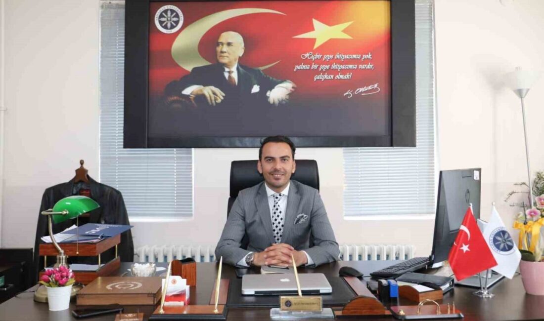 Çıldır Meslek Yüksek Okulu Müdürü Ömer Cenap Özdemir Üniversite tercihi