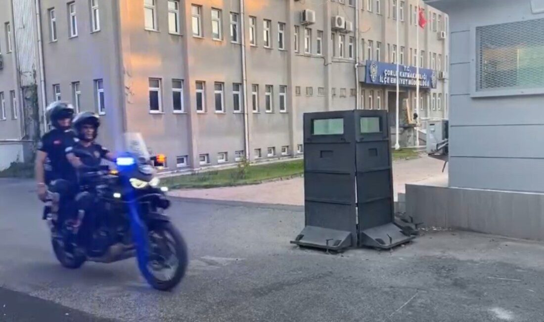 Tekirdağ Çorlu’da evden hırsızlık olayına karışan 3 şahıs, sevk edildikleri