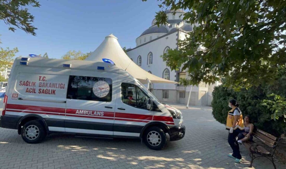 Tekirdağ Çorlu’da motosikletin çarptığı 17 yaşındaki kız yaralandı. Kaçan motosikletli