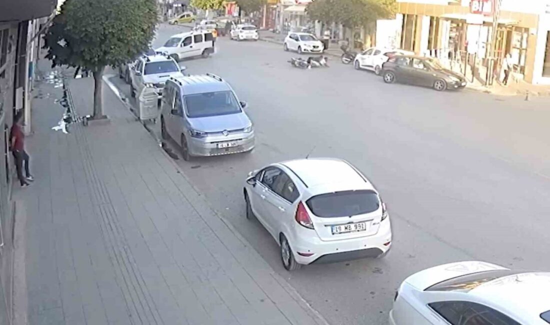 Çorum’da hafif ticari araç ile motosiklet çarpıştı: 2 yaralı Çorum’un Alaca ilçesinde motosiklet ile hafif ticari aracın çarpışması neticesinde