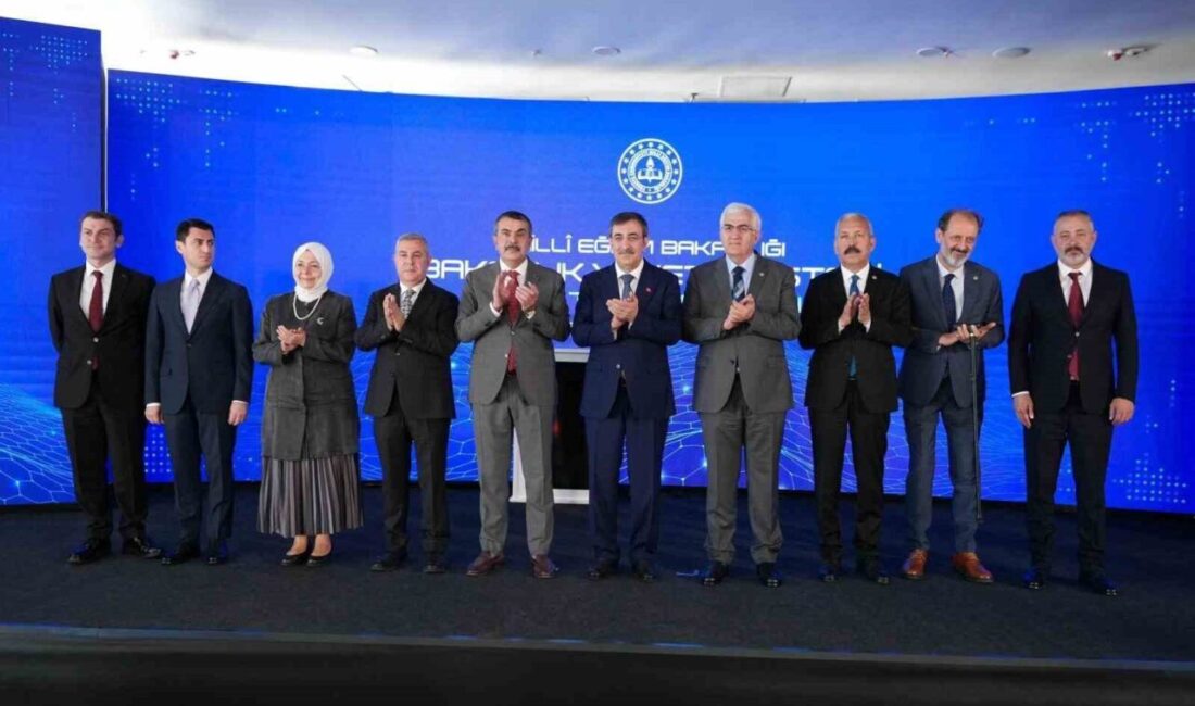 Cumhurbaşkanı Yardımcısı Cevdet Yılmaz, “Bu teknoloji dar bir zümrenin kontrolünde