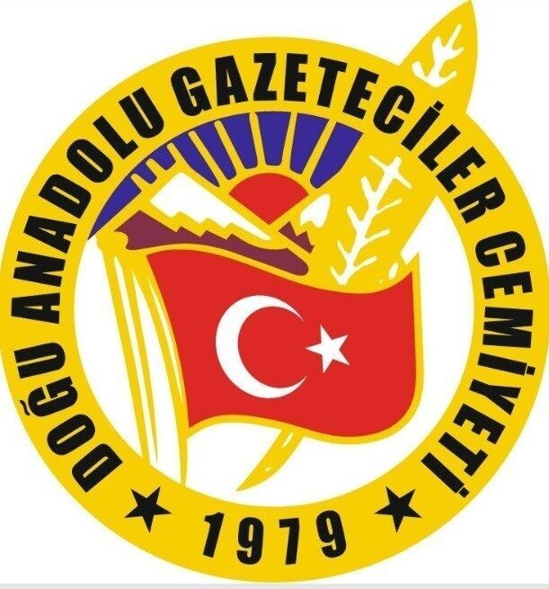 Doğu Anadolu Gazeteciler Cemiyeti (DAGC) yönetim kurulu15 Temmuz Demokrasi ve