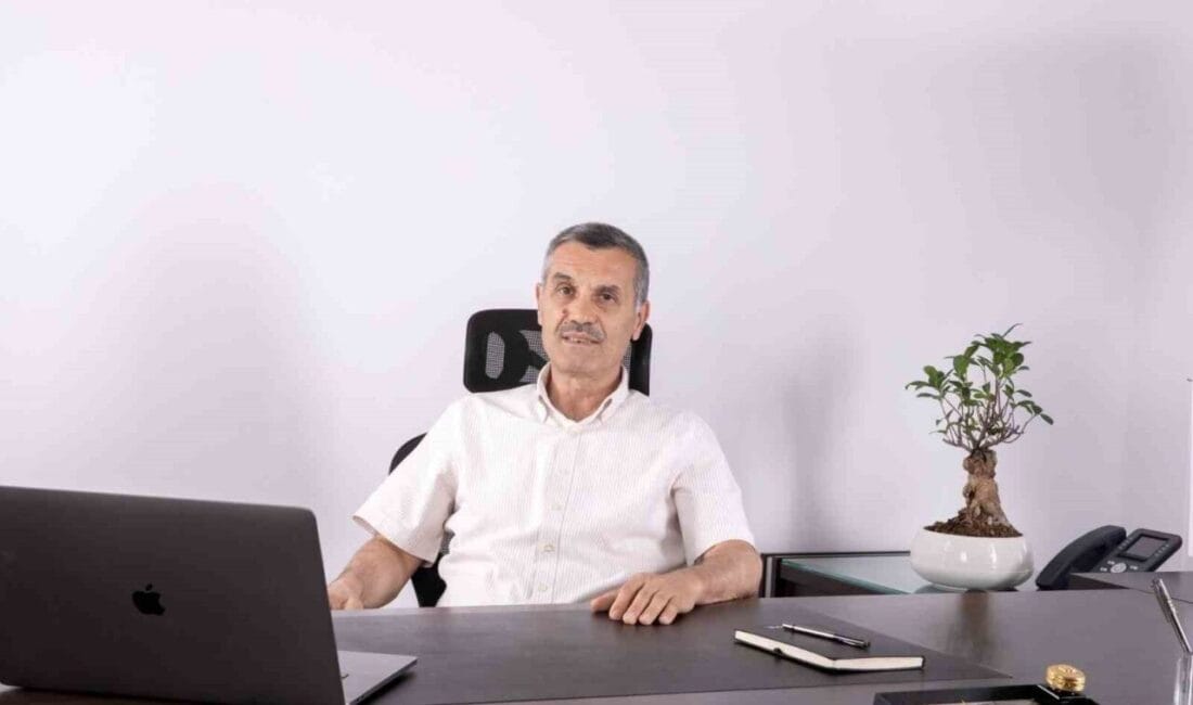 Türkiye’nin en önemli tarım üretim merkezlerinden Çukurova’da ayçiçeği hasadıyla ilgili