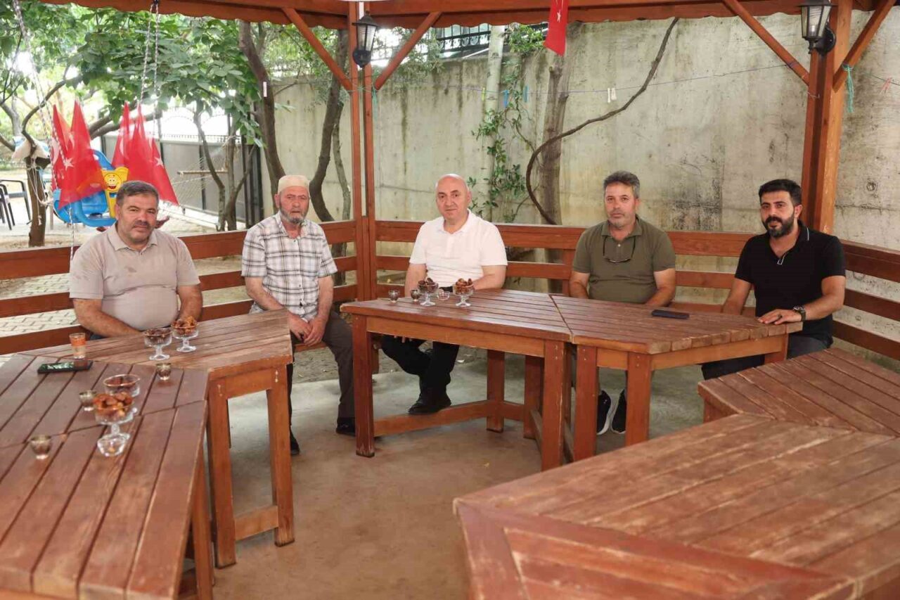 Darıca Belediye Başkanı Muzaffer Bıyık, kutsal topraklardan dönerek hac farizasını